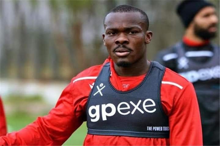 حصول النادي الأهلي علي 600 الف دولار من النجم الساحلي كدفعة أولى.. تفاصيل 1 حصول النادي الأهلي علي 600 الف دولار من النجم الساحلي كدفعة أولى.. تفاصيل