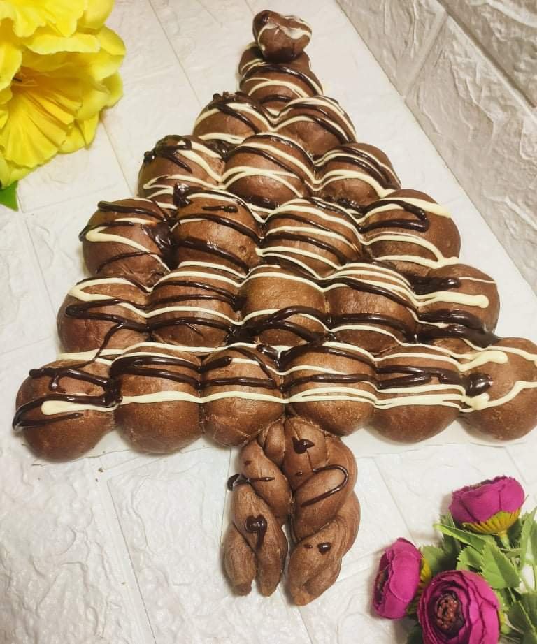 خلية النحل بالشيكولاتة.... مقدمة من الشيف : هند محسن