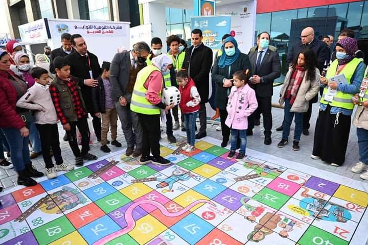 القباج وممثل يونيسيف بالقاهرة يتفقدان أنشطة وزارة التضامن الاجتماعي بالدورة الـ ٥٣ لمعرض القاهرة الدولي للكتاب
