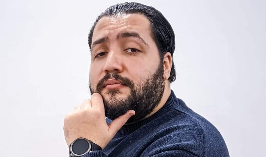 كريم الغرباوي يطرح كتاب "تبسيط قواعد الإملاء العربي" بالدولى للكتاب