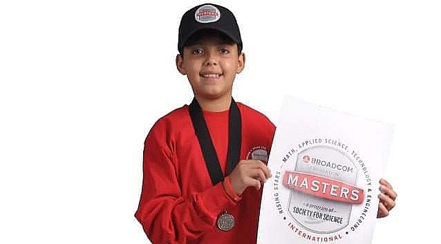 الباحث الصغير أحمد الفرماوي: "أتمنى أن أكون عالم كبير في وكالة ناسا الفضائية"