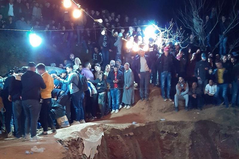 الإنقاذ المغربي يكثف جهوده لـ وصول إلى الطفل ريان العالق في بئر قرية إغران