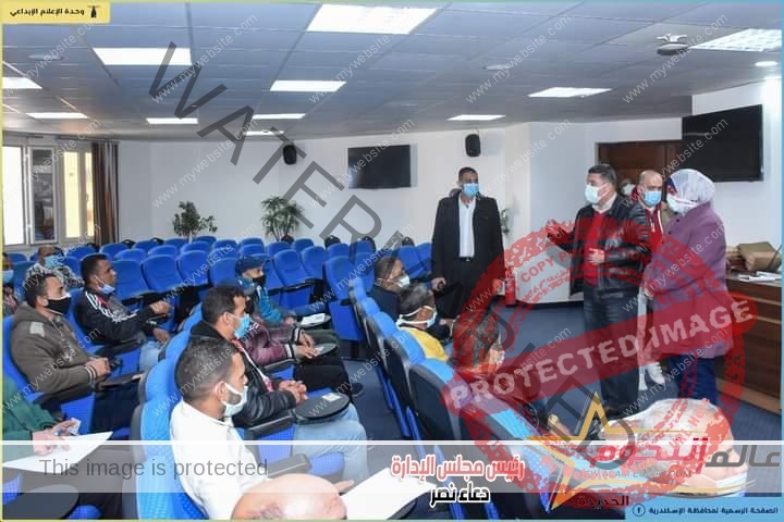 عقد أول إمتحان فوري لمحو الأمية للعاملين "خدمات المعاونة" بديوان عام محافظة الإسكندرية 