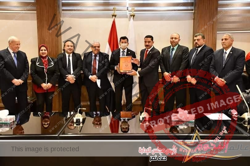صبحي يكرم منتخب مصر للكاراتيه بعد الفوز بكأس القارات للكاراتيه التقليدي
