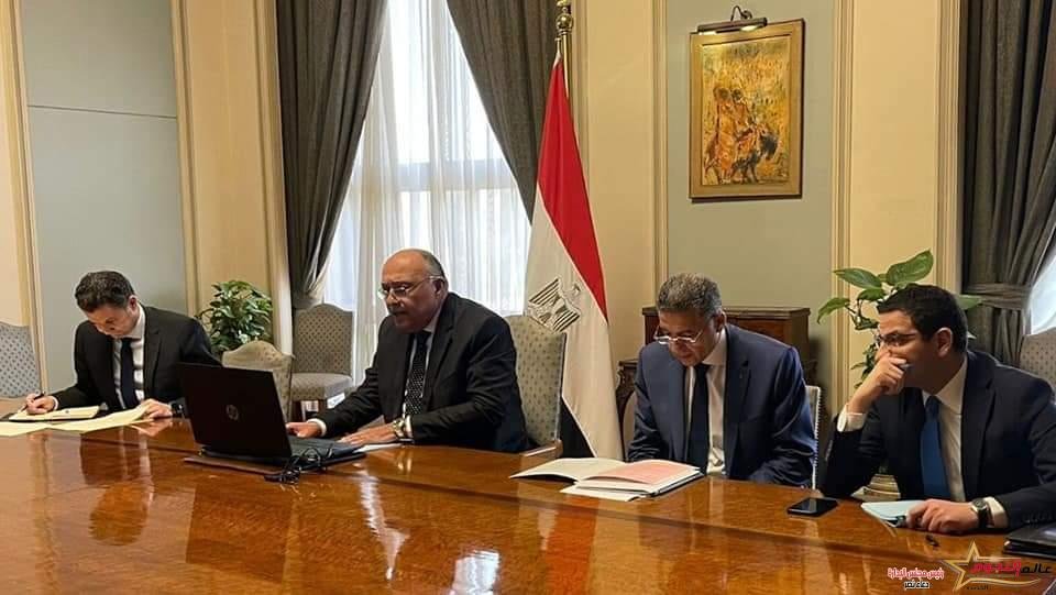 شكري يجتمع عبر الفيديوكونفرانس مع رئيس الدورة ٢٦ لمؤتمر أطراف اتفاقية الأمم المتحدة الإطارية لتغير المُناخ