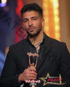 محمود ياسين يحصل على جائزة من تصويت الجمهور