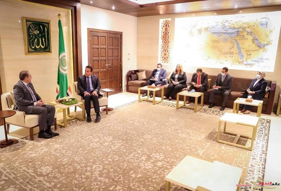 القائم بأعمال وزير الصحة يلتقي نظيره الأردني لبحث سبل التعاون في الصحة العامة والبحث العلمي
