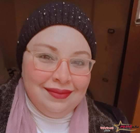 سهير محمود الأم المثالية بـ احتفالية أكاديمية الفنون بعيد الأم