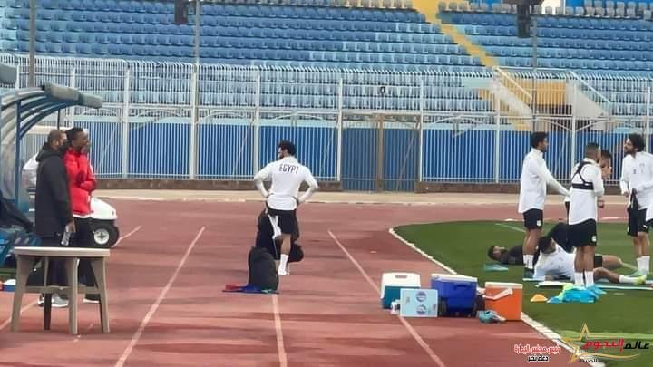 محمد صلاح يجرى تدريبات تأهلية استعدادا لمواجهة السنغال غدًا 
