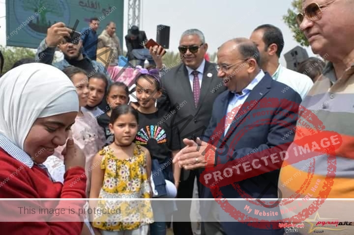 شعراوي ومحافظ القاهرة يشهدان احتفالية القاهرة بيوم اليتيم بحديقة الأزهر