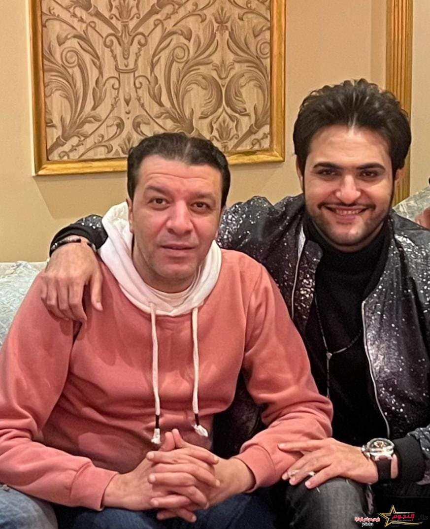 الفنان أحمد الحصري ضيف برنامج "حال الدنيا "ومفاجأة مصطفى كامل خلال الحلقة 1 الفنان أحمد الحصري ضيف برنامج "حال الدنيا "ومفاجأة مصطفى كامل خلال الحلقة