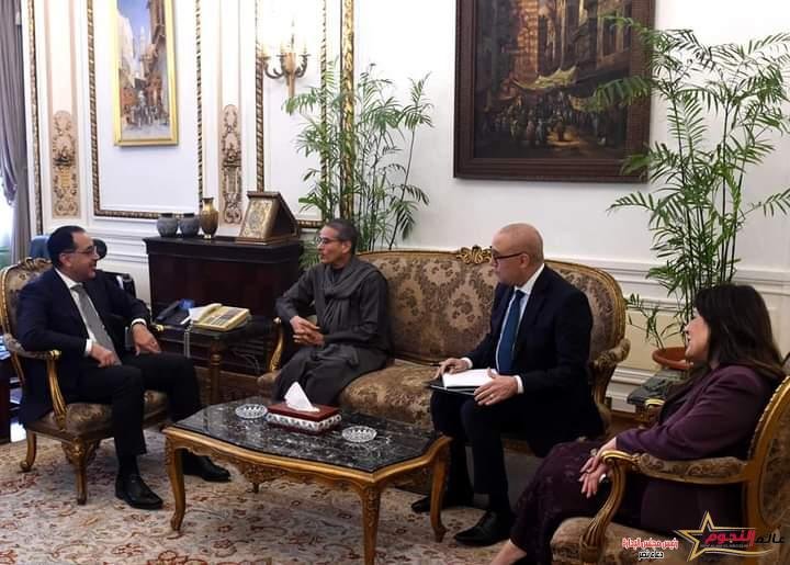 رئيس الوزراء يلتقى المستثمر الإماراتى محمد العبار لبحث فرص التوسع فى الاستثمارات بـ مصر