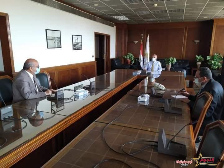 د. عبد العاطى : الإنتهاء من تأهيل الألف الخامسة من الترع