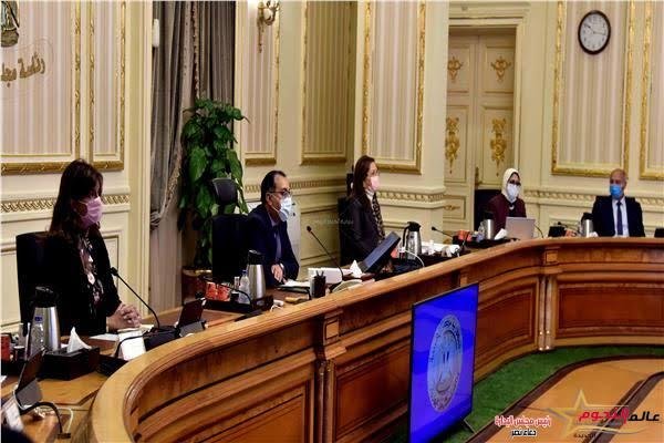 رئيس الوزراء يتابع إجراءات تنشيط قطاع التمويل العقاري