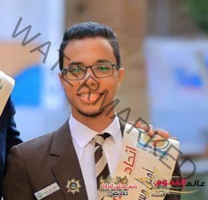احمد علي سيد الطالب المثالي بجامعة المنيا يحصل على المركز الثالث على مستوى الجامعة في مسابقه بحث تطوير التعليم 