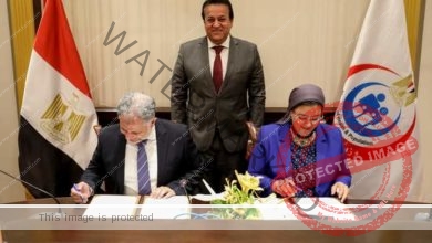عبد الغفار يشهد توقيع اتفاقية تعاون بين شركتي «فاكسيرا وسكوب الإماراتية» 
