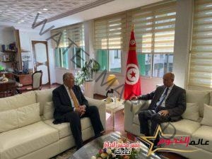 وزير الزراعة يبحث مع وزير الفلاحة التونسي التعاون المشترك  بين البلدين