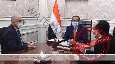 مدبولي يلتقى رئيس اتحاد الصناعات لمناقشة آليات دعم الصناعة المصرية