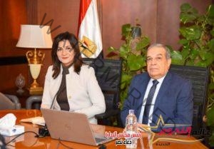 وزيرا الهجرة والإنتاج الحربي يعقدان اجتماعا تنسيقيا مع الخبراء الأجانب المشاركين بمؤتمر "مصر تستطيع بالصناعة"