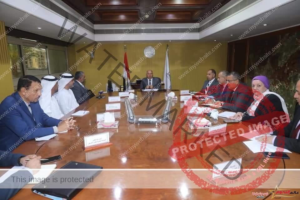  وزير النقل يلتقي وفد مجموعة موانئ ابوظبي لبحث التعاون في مجال النقل النهري