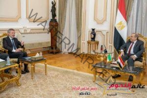 "وزير الدولة للإنتاج الحربي" يلتقى" السفير الإيطالى بالقاهرة لبحث التعاون مع الشركات الإيطالية