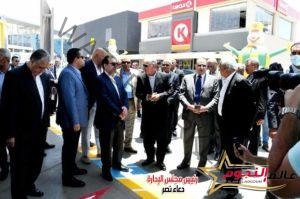 وزير البترول يفتتح محطة الوقود الجديدة بشارع التسعين بالتجمع الخامس لخدمة المواطنين