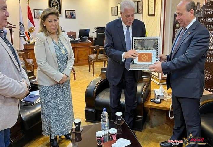 فوده ونصار يتابعان مشروعات الجهاز المركزى للتعمير الجاري العمل بها بمدن جنوب سيناء