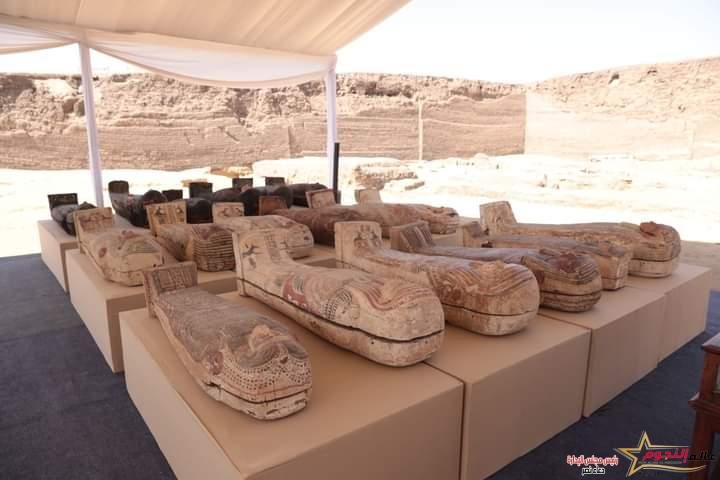 الكشف عن أول وأكبر خبيئة تماثيل برونزية بجبانة البوباسطيون بسقارة