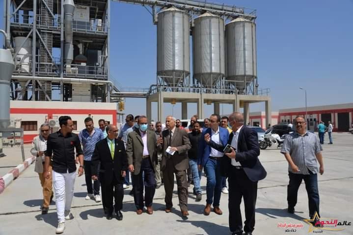 محافظ الإسماعيلية: يتفقد صوامع القمح بأبوصوير