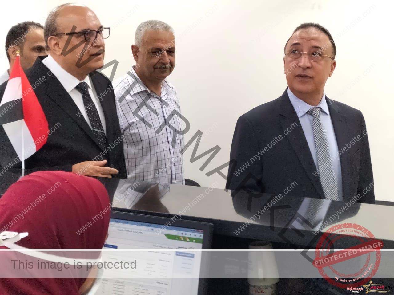 من أجل المواطن الكادح وأحترام آدميته .. محافظ الإسكندرية يفتتح مركز خدمات باب شرق التموينية