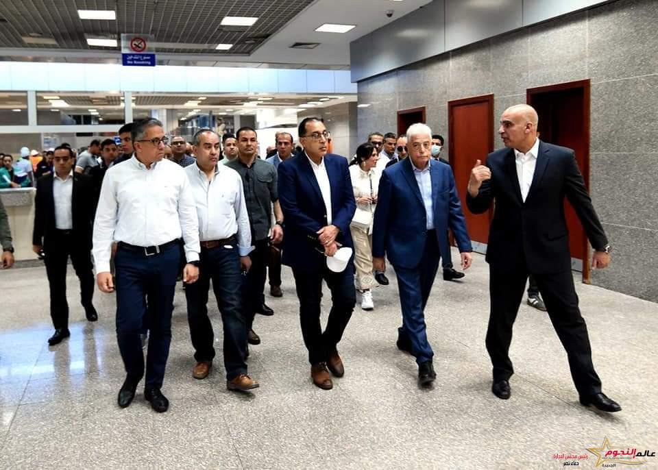 رئيس الوزراء يتفقد أعمال تطوير وتوسعة مطار شرم الشيخ الدولي