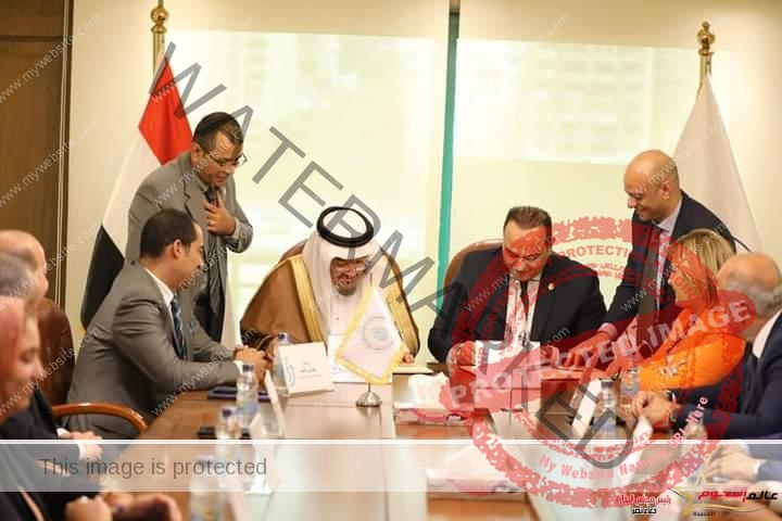 اتفاقية تعاون بين "هيئة الرعاية الصحية" و"اتحاد المستشفيات العربية" لتطوير الصحة الرقمية والتوعية بأهمية المستشفيات الخضراء 