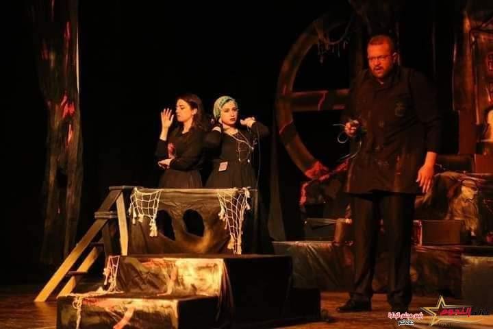 مسرح مركز الهناجر يقدم جيل جديد من الفنانين بإمضاء محمد البياع