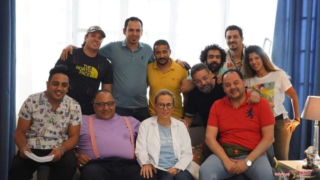 اسماعيل فاروق: فركش ديكور «كوكو» استعدادًا لمفاجأة خلال أيام