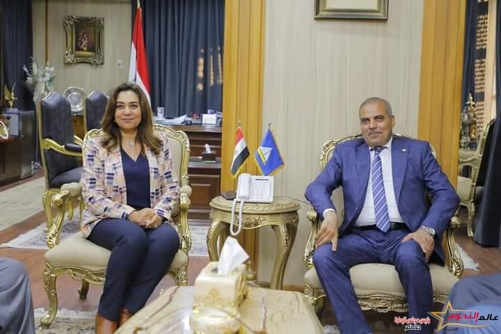 عوض تستقبل رئيس جامعة الأزهر ويناقشان آليات تعزيز التعاون بين الجانبين