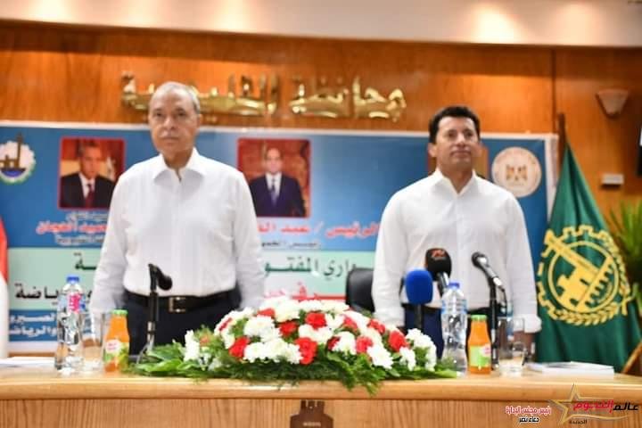 وزير الشباب ومحافظ القليوبية يدشنان مبادرة "100 قائد" خلال لقاء حوارى مع شباب القليوبية 1 وزير الشباب ومحافظ القليوبية يدشنان مبادرة "100 قائد" خلال لقاء حوارى مع شباب القليوبية