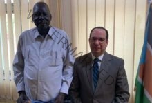 السفير المصري في جوبا يلتقي وزير العدل والشئون الدستورية بجنوب السودان