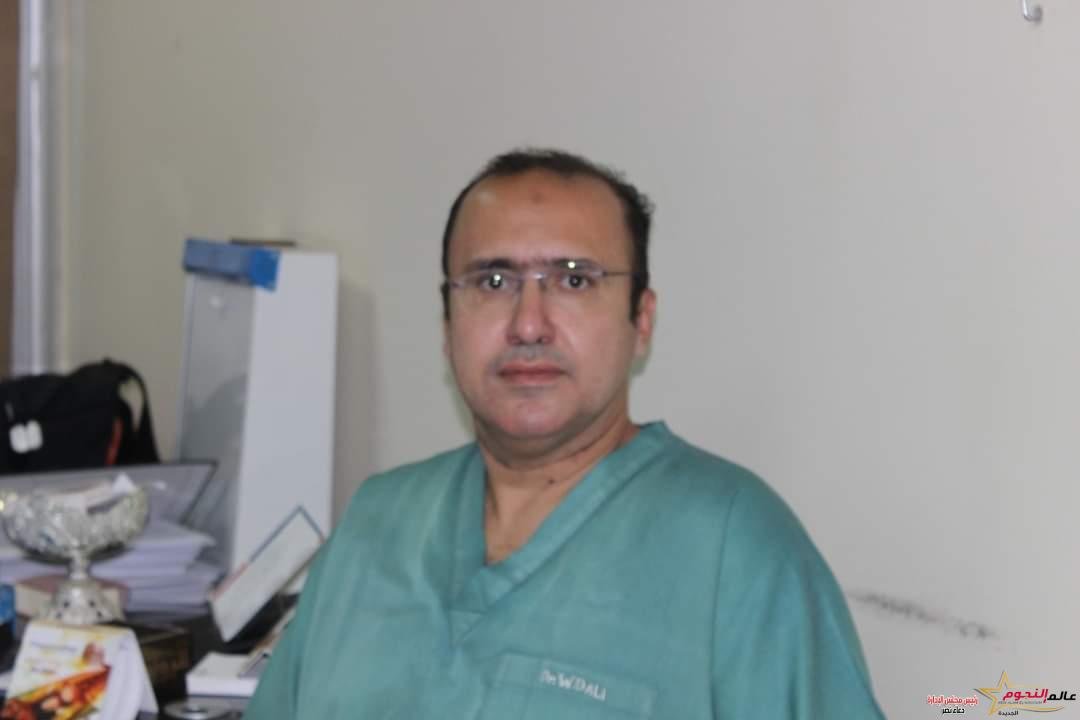 وليد الدالي يوضح كيفية الوقاية من القرح الوريدية بالساقين