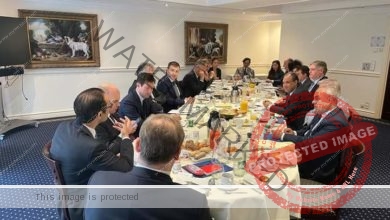 السفير المصري لدى الأتحاد الأوروبي يلتقي بعدد من قيادات حزب الشعب الأوروبي 
