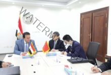 القائم بأعمال وزير الصحة يبحث مع السفير الصيني توطين صناعة اللقاحات في مصر 