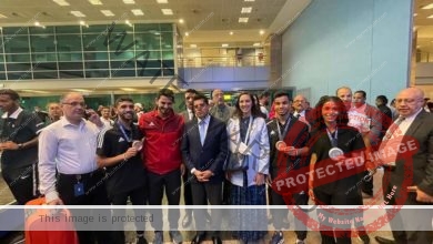 وزير الرياضة يستقبل الفوج الأول من البعثة المصرية بمطار القاهرة بعد انتهاء دورة ألعاب البحر المتوسط