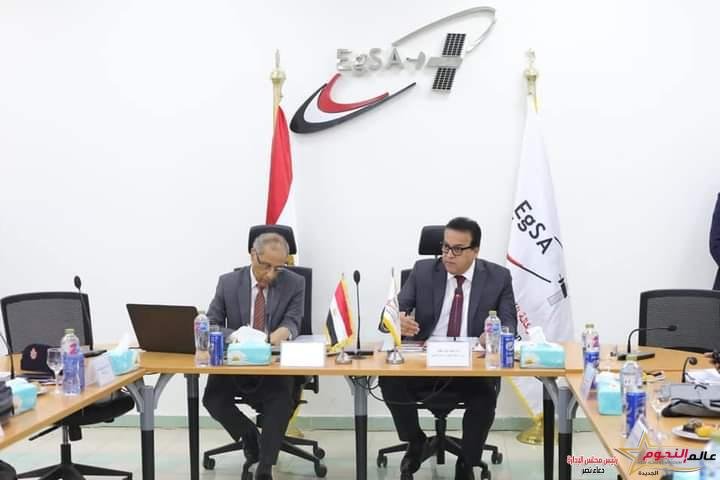 وزير التعليم العالي يرأس مجلس وكالة الفضاء المصرية