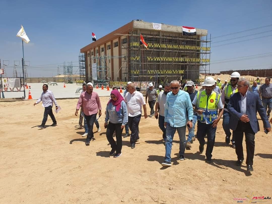 وزير الإسكان: جولات تفقدية للمسئولين بالمشروعات الجارية بمدن القاهرة والعاشر والعبور الجديدة