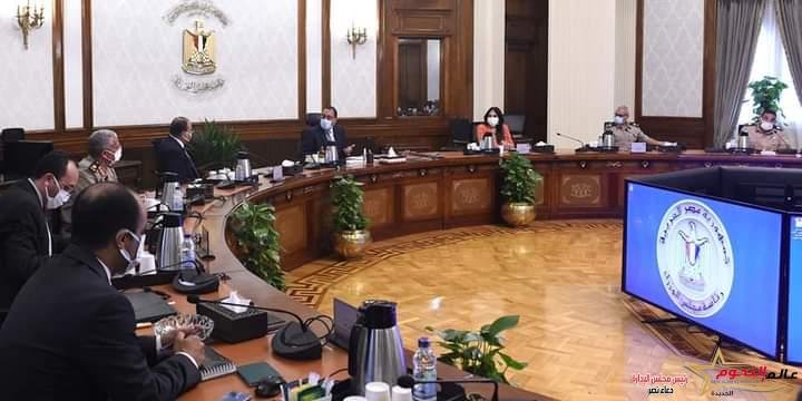 مدبولي يتابع تنفيذ تكليفات الرئيس بإنشاء 200 ألف وحدة سكنية بالقاهرة الكبرى لتطوير المناطق غير المخططة 1 مدبولي يتابع تنفيذ تكليفات الرئيس بإنشاء 200 ألف وحدة سكنية بالقاهرة الكبرى لتطوير المناطق غير المخططة