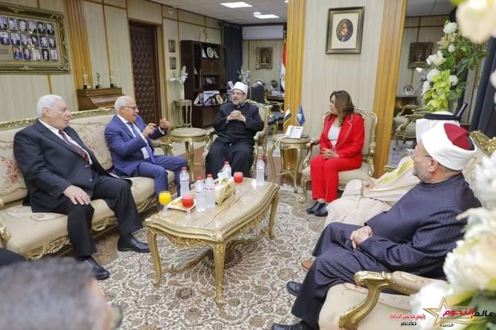  عوض تستقبل وزير الاوقاف ومفتى الجمهورية و محافظ بورسعيد والملحق الدبلوماسي بسفارة الكويت