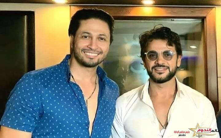 أكرم عادل يكشف عن موعد أغنية أعراض الحب لساموزين