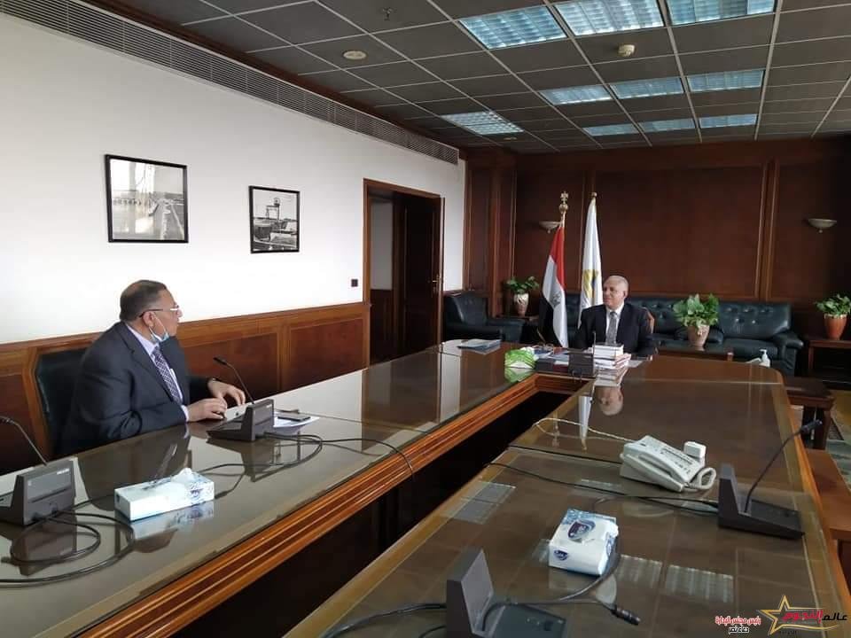 عبد العاطى يتابع أعمال اللجنة العلمية لإسبوع القاهرة الخامس للمياه والاستعدادات الجارية لعقد الإسبوع