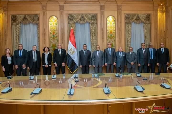 صلاح الدين يشهد توقيع بروتوكول تعاون بين عدد من الجهات التعليمية والبحثية التابعة للوزارة و "جامعة المستقبل"