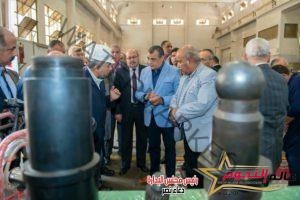 "وزير الدولة للإنتاج الحربي" يتفقد "حلوان للآلات والمعدات" ويؤكد أن مصنع "999 الحربي" وُلد عملاقًا