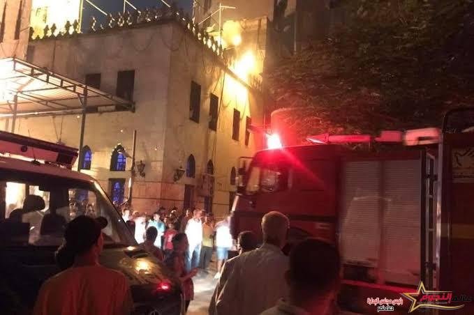 حريق هائل في مولد العذراء بدير درنكة في أسيوط